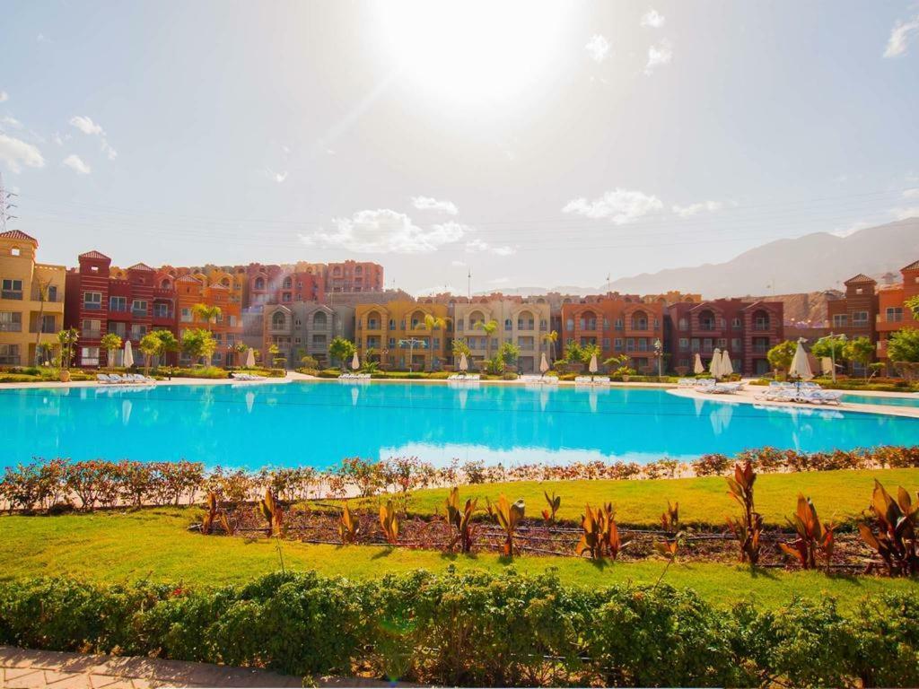 Porto Sokhna Apartment Powered By Amer-Group Family Only Ain Sukhna Exteriör bild